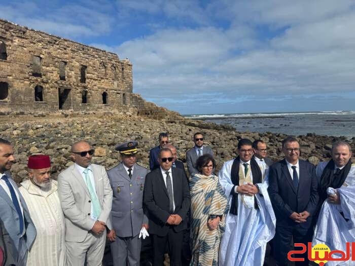 بالصور.. بنسعيد ونظيرته الفرنسية رشيدة ذاتي في زيارة للأقاليم الجنوبية للمملكة