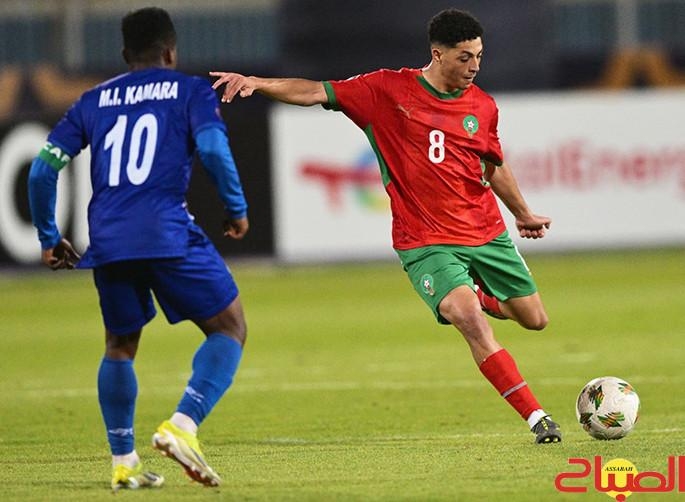 العروض تنهال على الأشبال