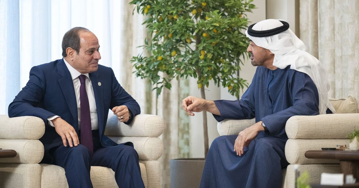 السيسي ومحمد بن زايد يؤكدان أهمية الوقف الفوري لإطلاق النار في غزة
