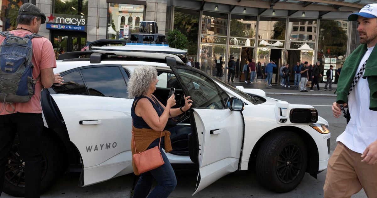 "وايمو": انخفاض كبير في حوادث سياراتنا ذاتية القيادة