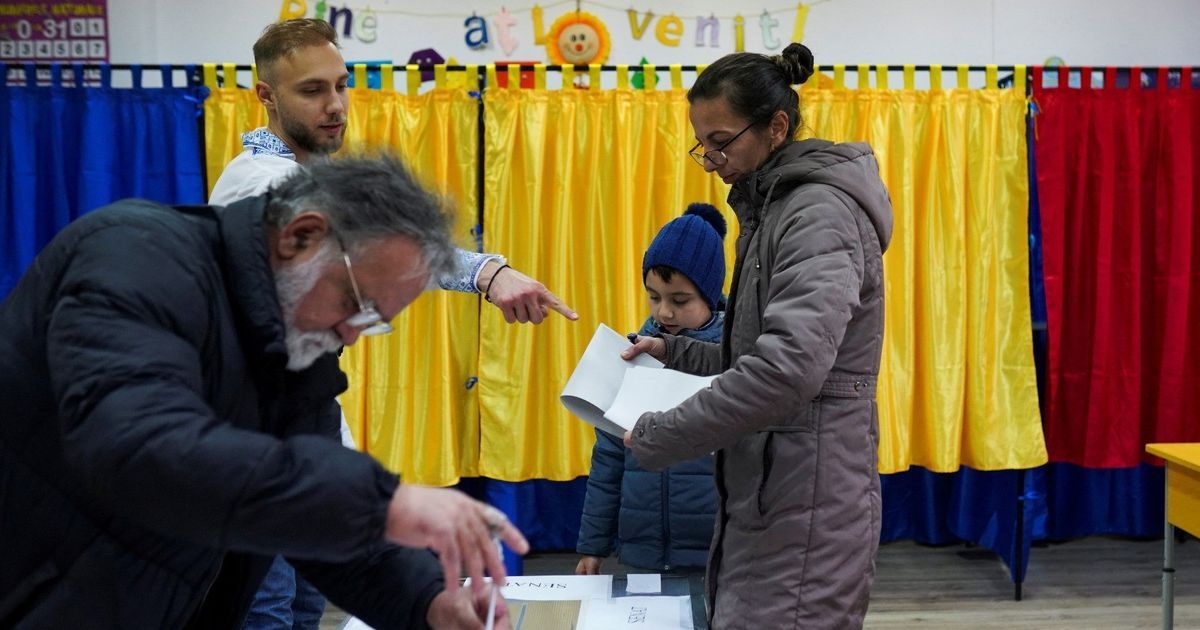 رومانيا.. الحزب الحاكم في مواجهة مرشح الرئاسة المؤيد لموسكو