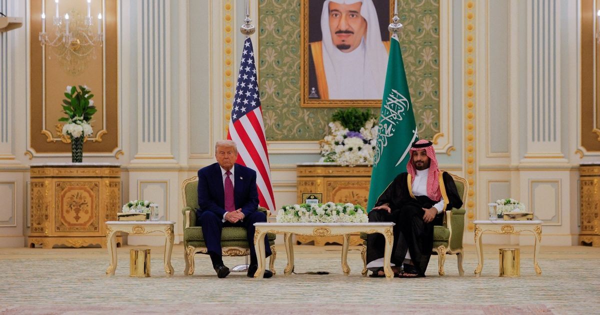 ولي العهد السعودي يبحث مع ترمب ضرورة خفض التصعيد بالمنطقة