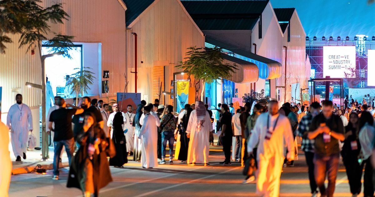الرياض تتحاور مع فنون العالم في أسبوع