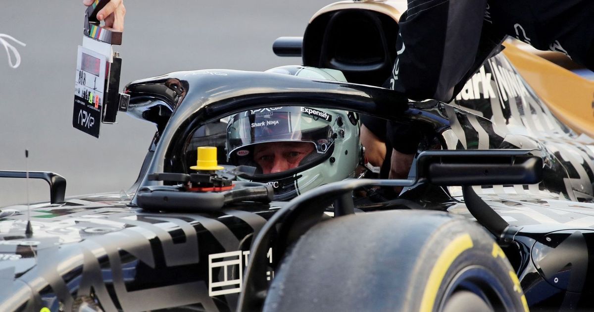كيف تتفاعل هواتف آيفون مع الإعلان الترويجي لفيلم F1؟