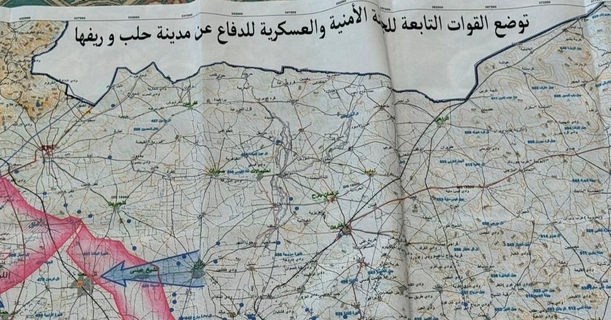 صور حصرية لمكتب بشار قبل هروبه تتضمن خريطة حلب العسكرية