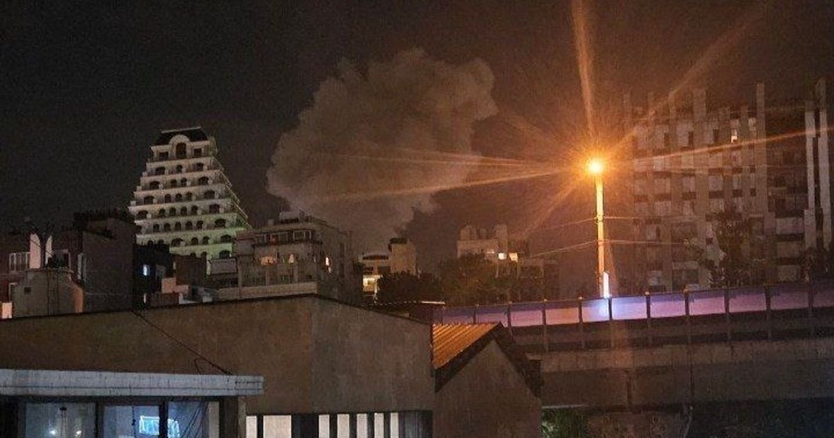 إسرائيل تضرب إيران وتعلن حالة الطوارئ الخاصة في الجبهة الداخلية
