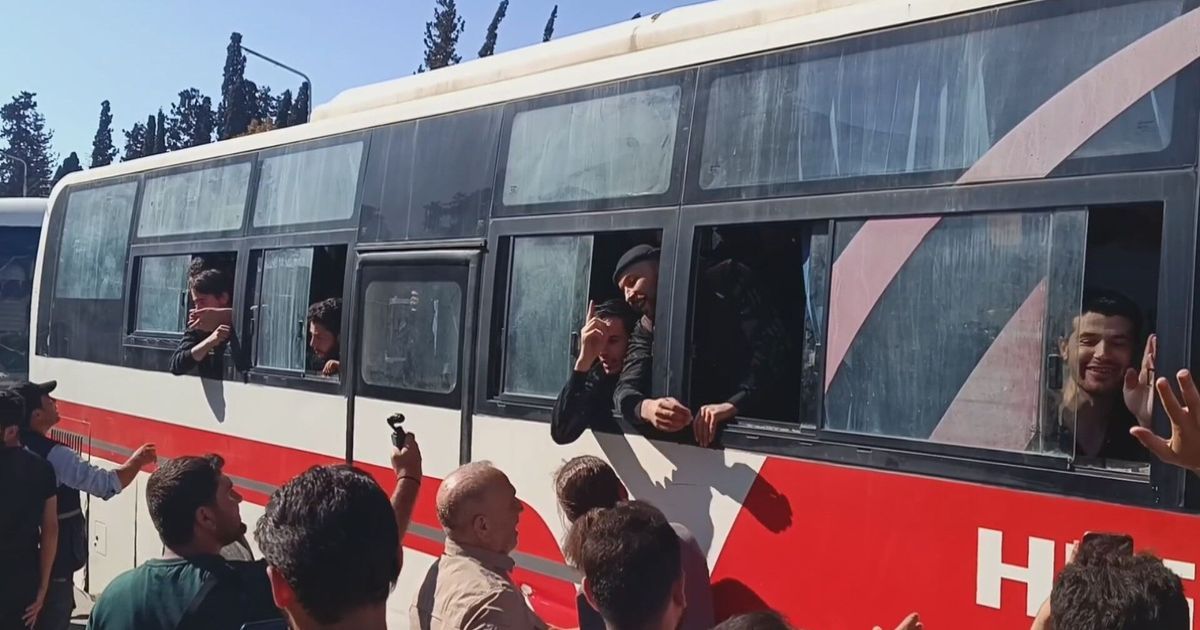 الحكومة السورية و"قوات سوريا الديمقراطية" تتبادلان الأسرى في حلب