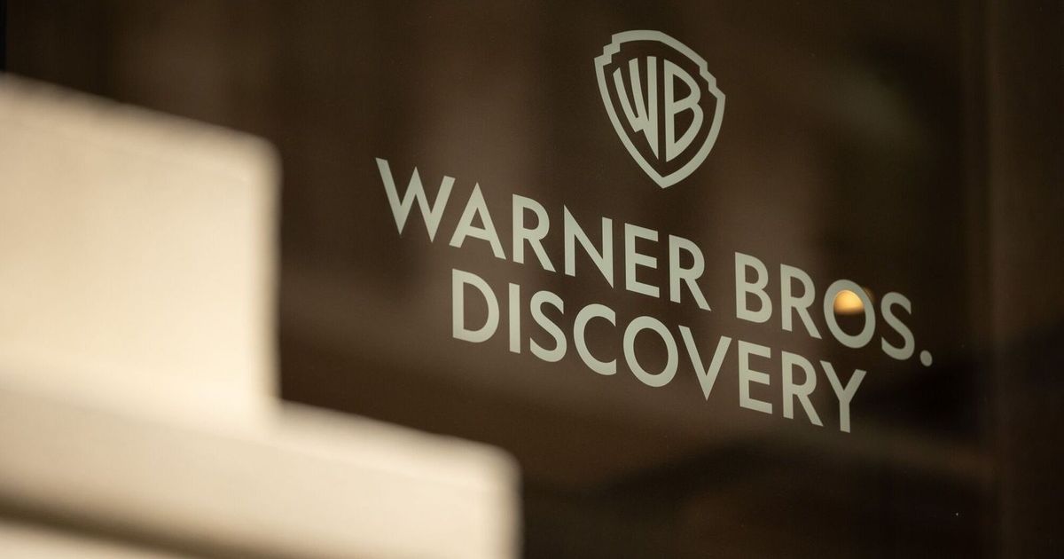 Warner Bros تُفكك اندماجها التاريخي: فصل أنشطة البث عن قنوات التليفزيون