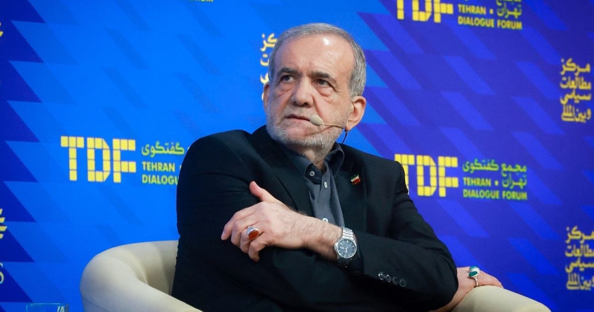هل تنجح الترويكا الأوروبية في إعادة إيران للتفاوض النووي؟