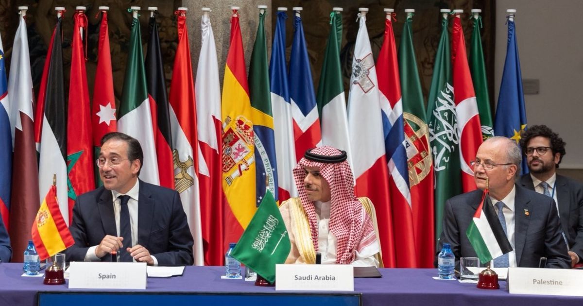 اجتماعات مدريد تبحث إنهاء معاناة غزة.. ومطالب بخطوات ملموسة لحل الدولتين