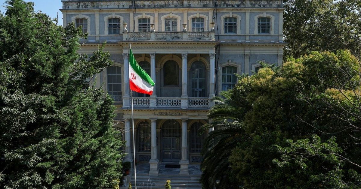 إيران: أجرينا نقاشاً صريحاً مع الترويكا الأوروبية واتفقنا على مواصلة المفاوضات