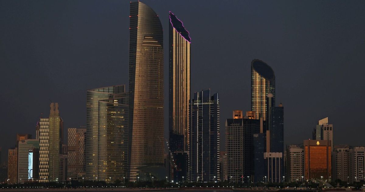 الإمارات تعلن التصدي لهجوم إلكتروني استهدف جهات حكومية وخاصة