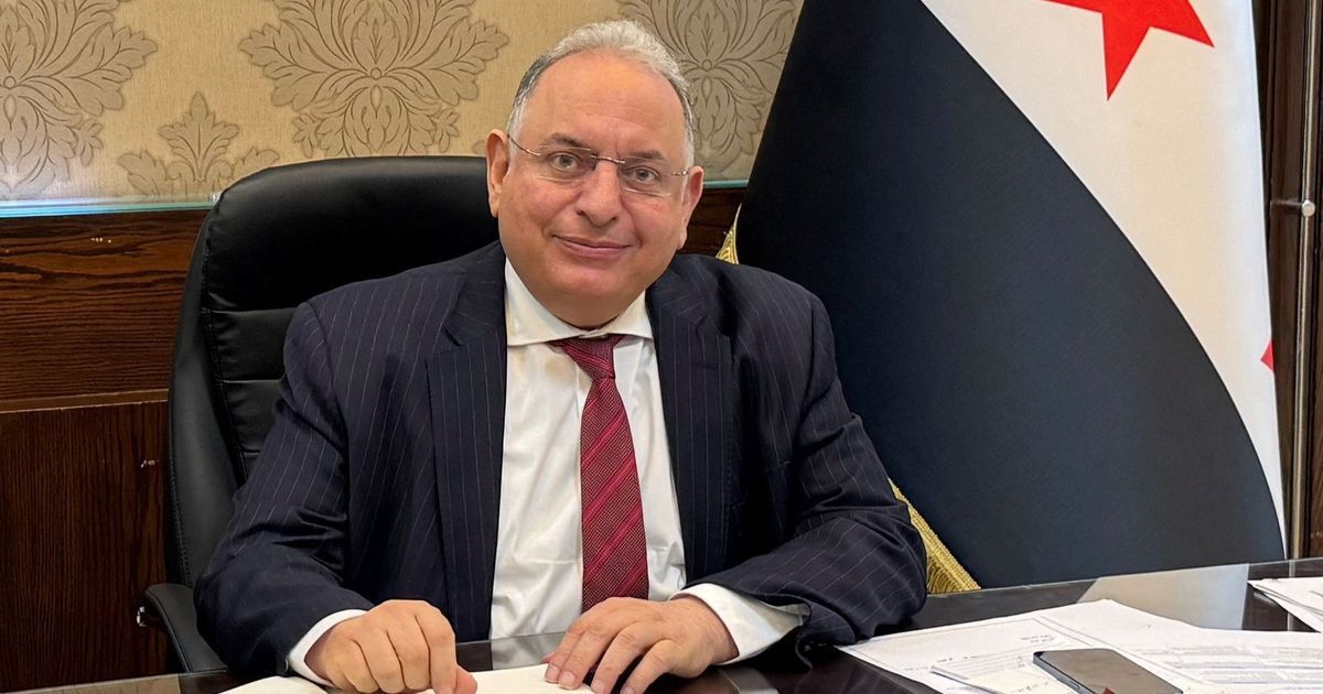 بعد رفع العقوبات عن سوريا.. وزير المالية: ندعو إلى الاستثمار في بلادنا