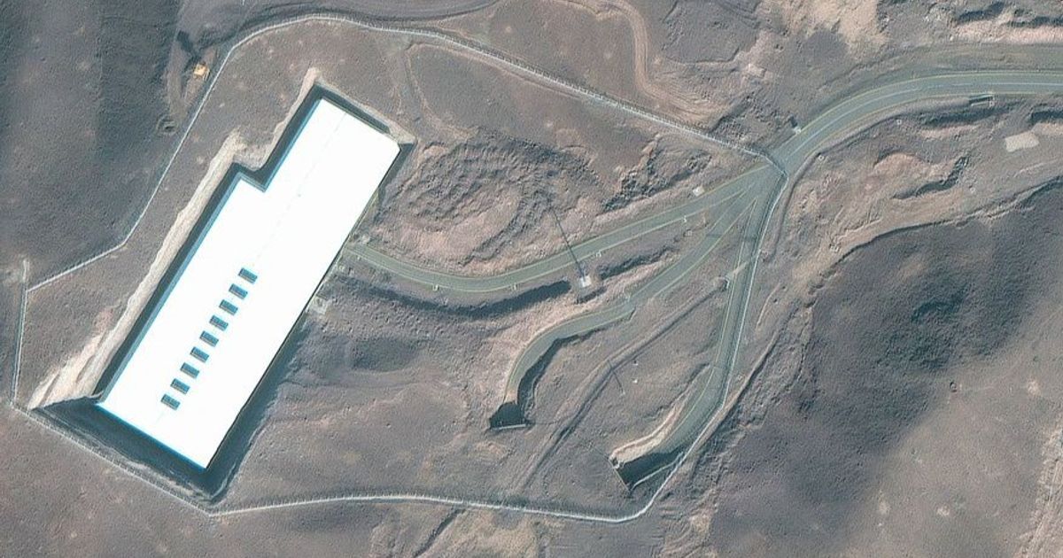 "فوردو".. قلعة نووية إيرانية حصينة تحت نيران القصف الأميركي