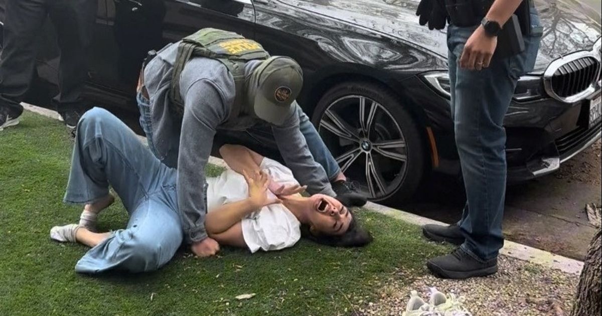 سلطات الهجرة الأميركية تعتقل طالبي لجوء إيرانيين في لوس أنجلوس