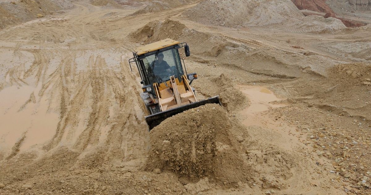 واشنطن تبرم اتفاقاً مع بكين يسرع استيراد المعادن الأرضية النادرة