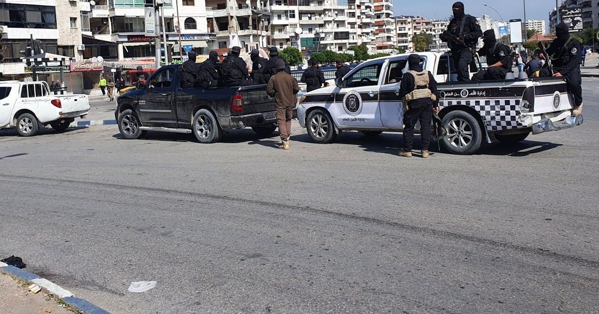 سوريا.. إحالة المتجاوزين في عمليات "الساحل" إلى المحكمة العسكرية