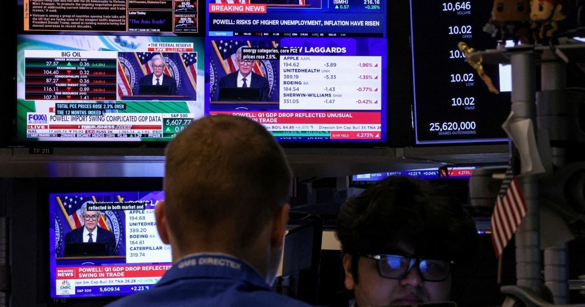 رغم ضغوط ترمب.. الفيدرالي الأميركي يبقي سعر الفائدة دون تغيير