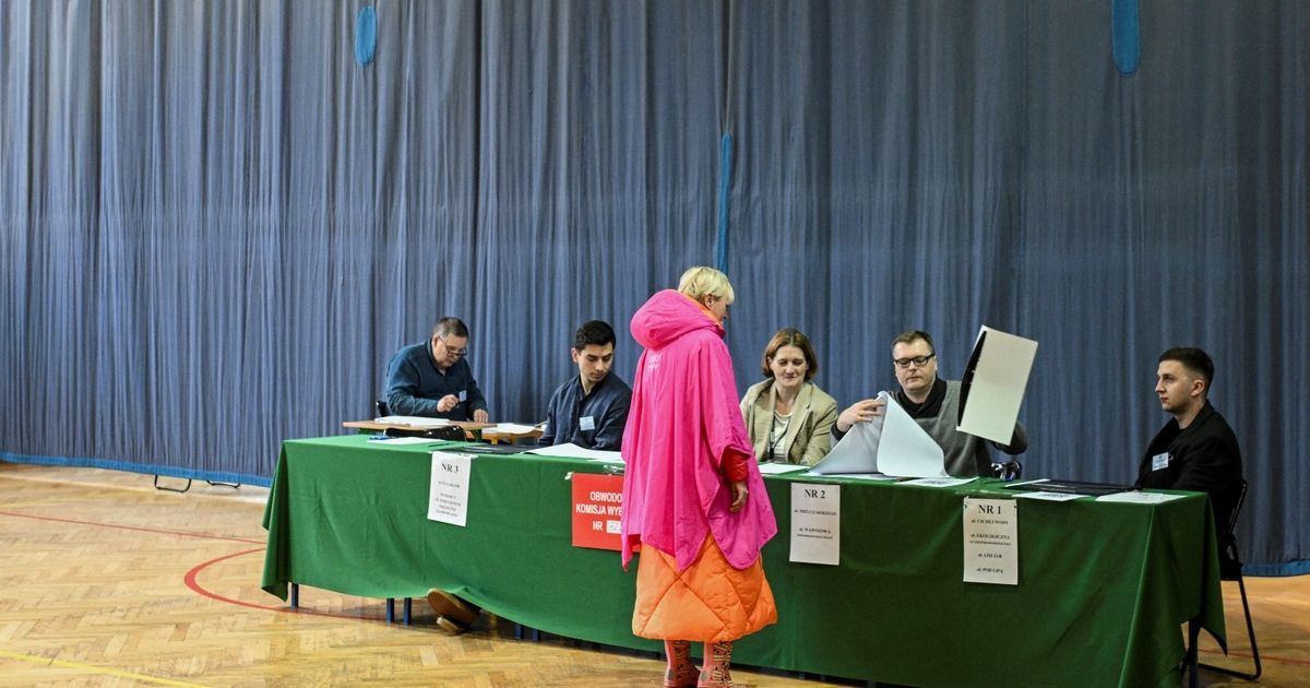 انتخابات الرئاسة في بولندا تختبر خيارات "مقاومة ترمب"
