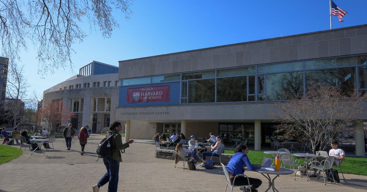 قاضية توقف قرار إدارة ترمب بمنع جامعة هارفارد من قبول الطلاب الأجانب