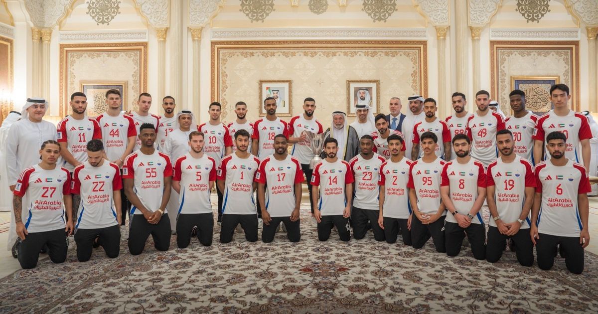 حاكم الشارقة: وضعت مصلحة المنتخب فوق كل شيء عند طلب كوزمين
