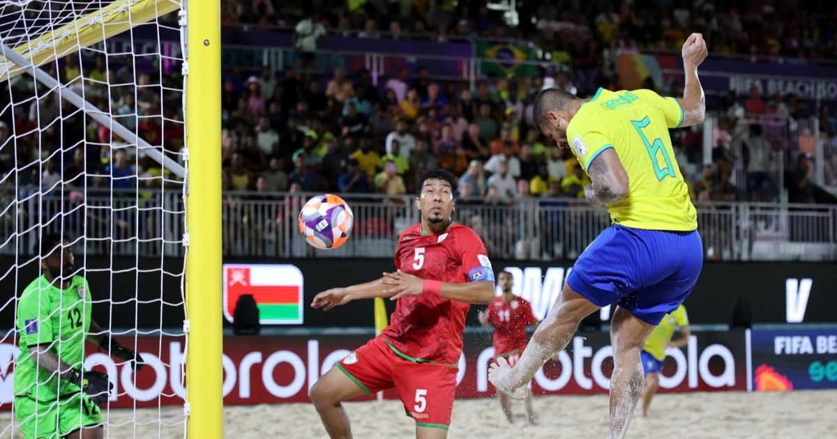 البرازيل تلتهم عُمان بـ11 هدفاً في كأس العالم للكرة الشاطئية