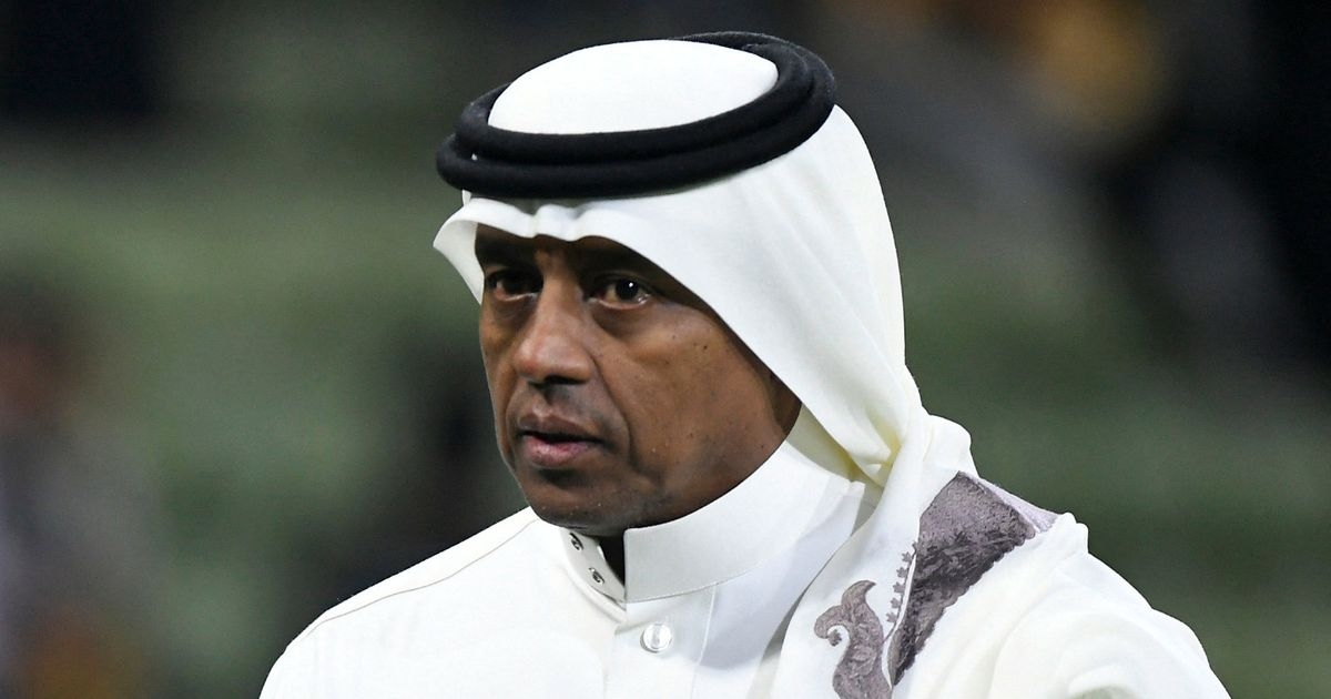 عرض من برشلونة لماجد الجمعان.. والنصر يفاوض رافا يوستي نائب لابورتا