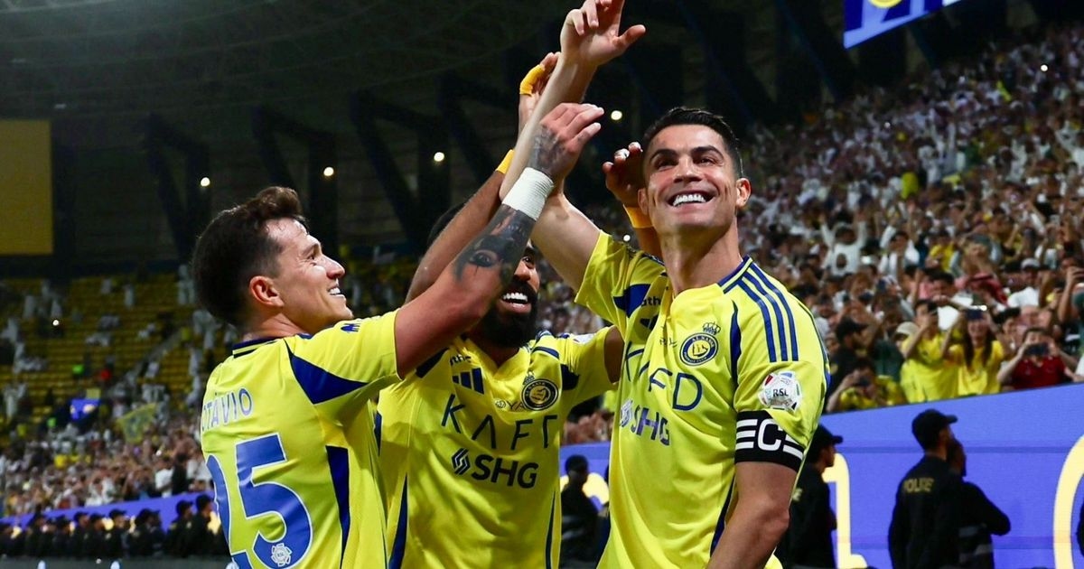 النصر يُنافس مانشستر يونايتد على ضم أحد نجوم باريس سان جيرمان