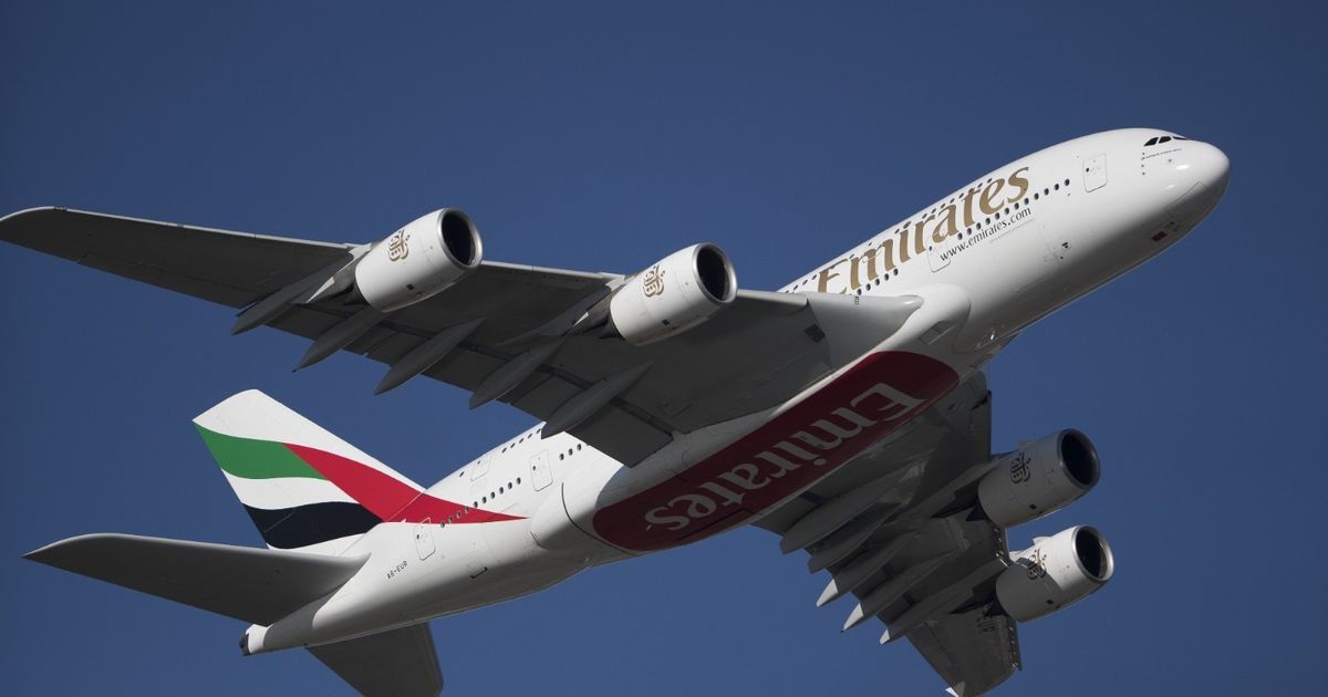 "طيران الإمارات" تواصل تشغيل طائرات "A380" حتى نهاية العقد المقبل