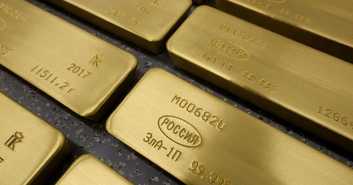 الذهب يحافظ على مكاسبه بعد بيانات توظيف ضعيفة ورسوم جمركية