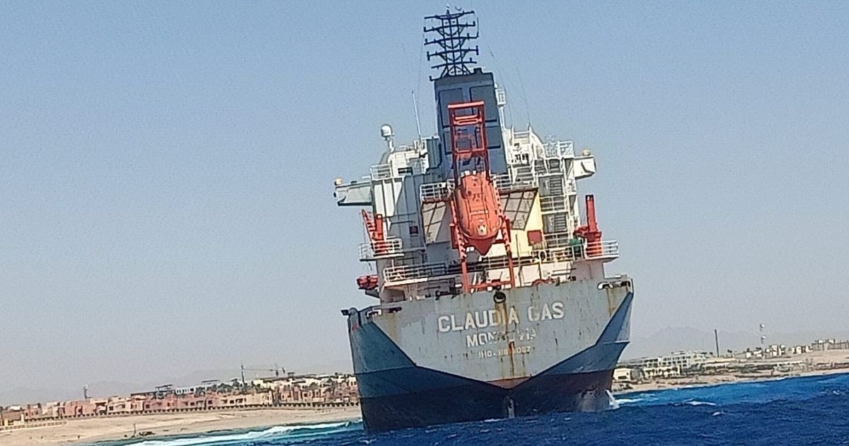 مصر تستقبل الغاز عبر سفينة تغويز في الأردن