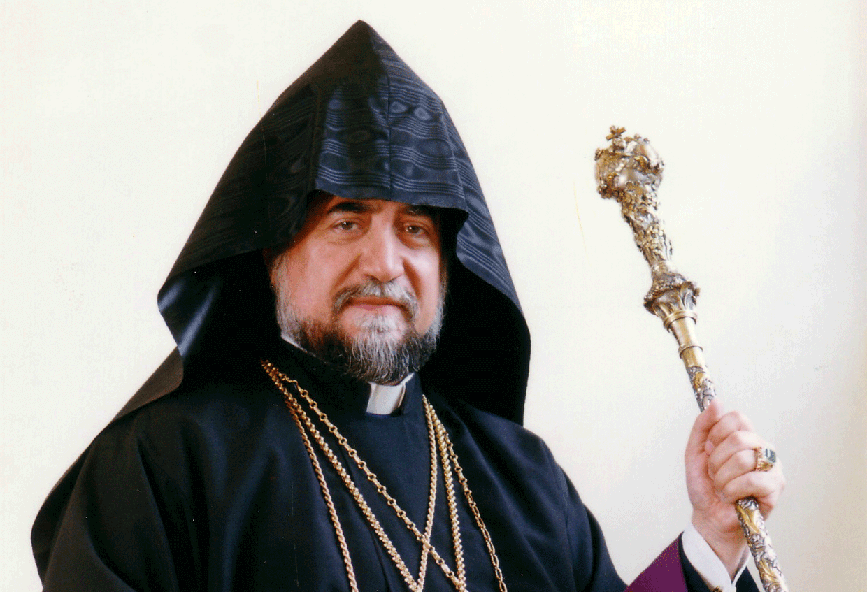 Armenian Catholicos of Cilicia offers to mediate in ‘shameful' feud between church and Yerevan