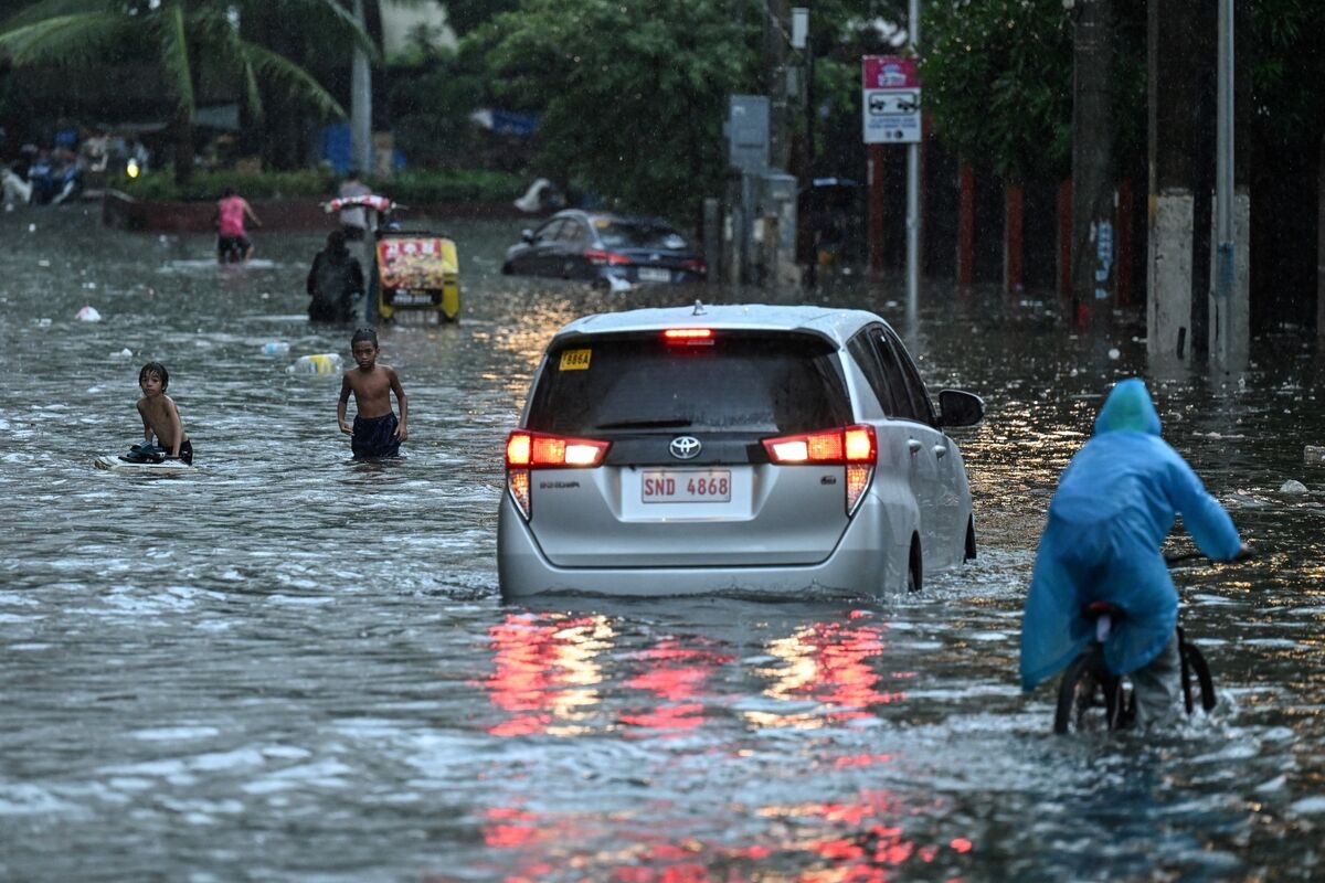 Philippines Braces for More Heavy Rain After Six People Killed
