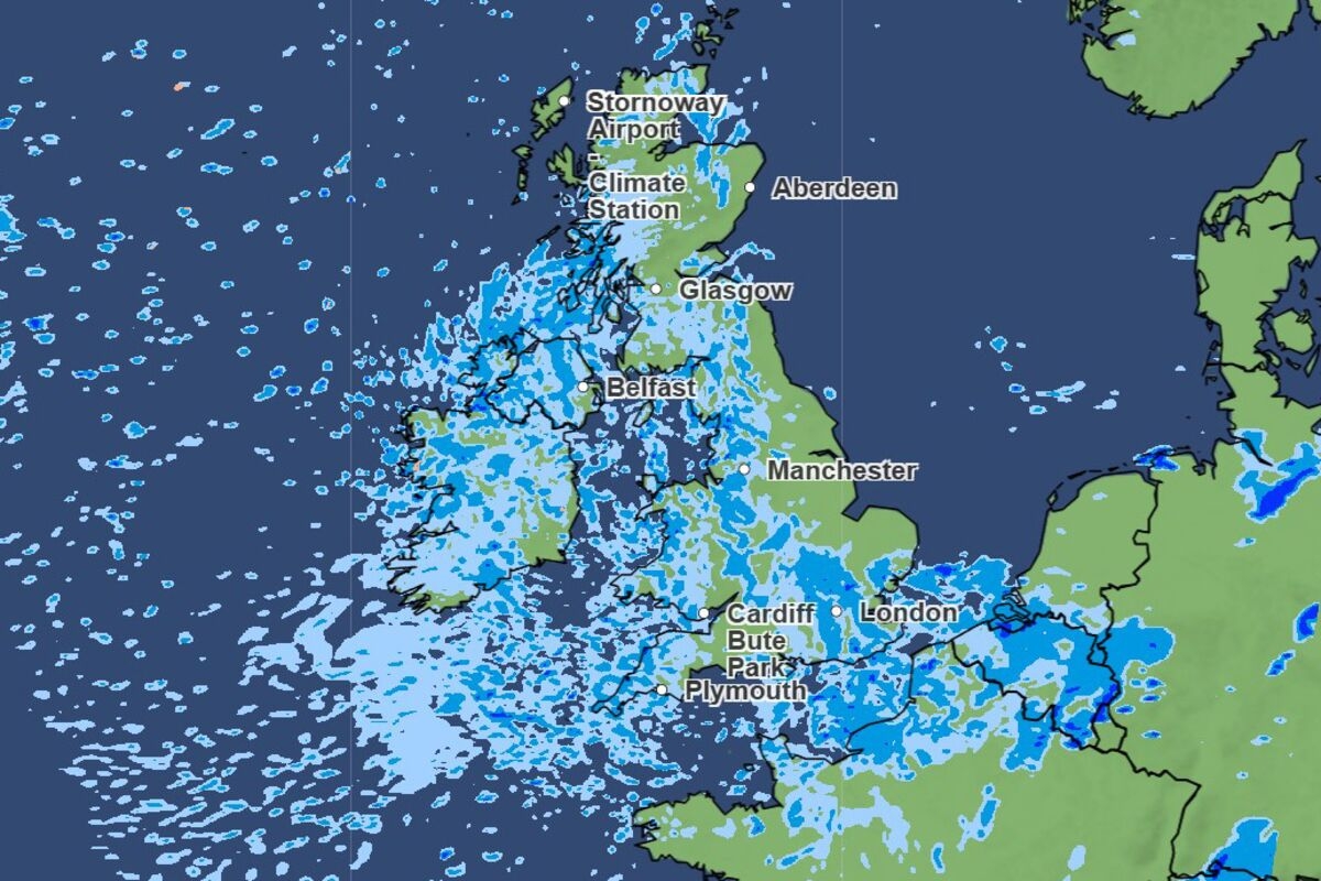 Thunderstorm Warning Issued as Parts of England and Wales Face Weekend Deluge