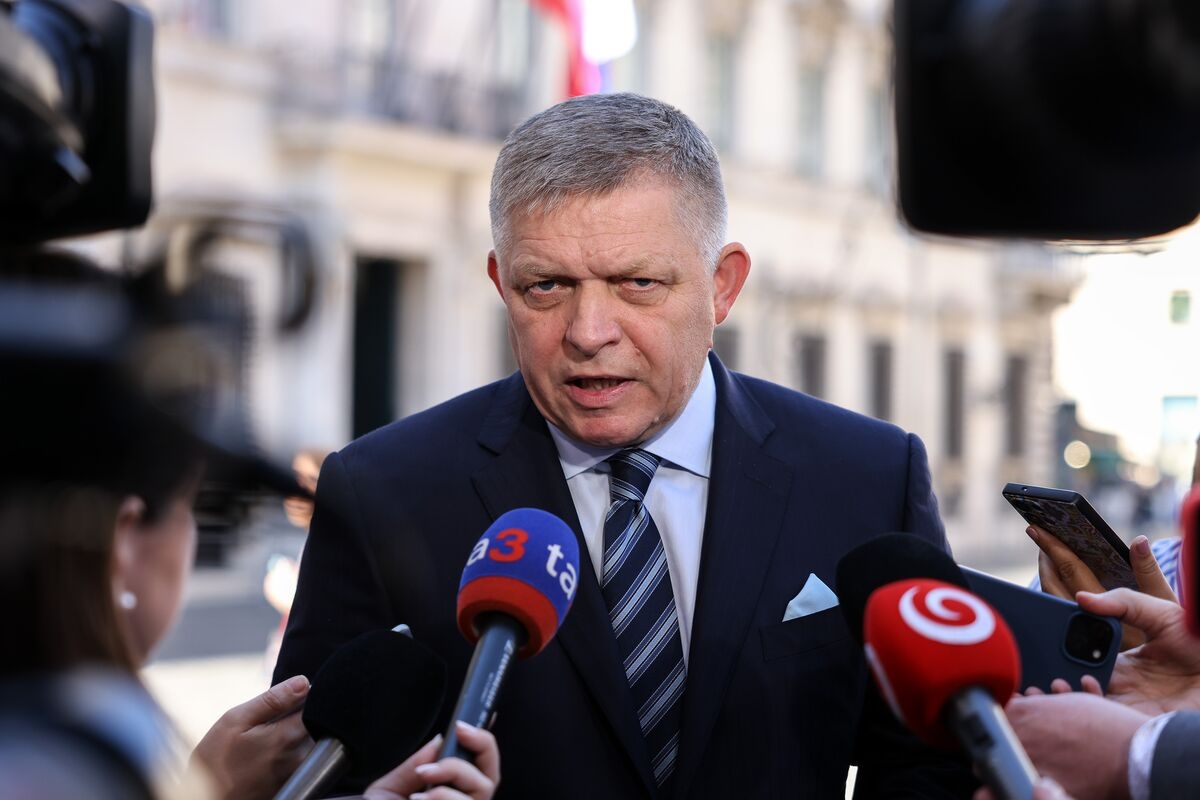 Slovak Premier Threatens to Block EU Sanctions Against Russia