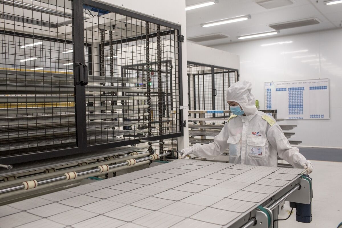 US Tariffs on Asian Solar Gear Hit 3,521% After Panel Vote