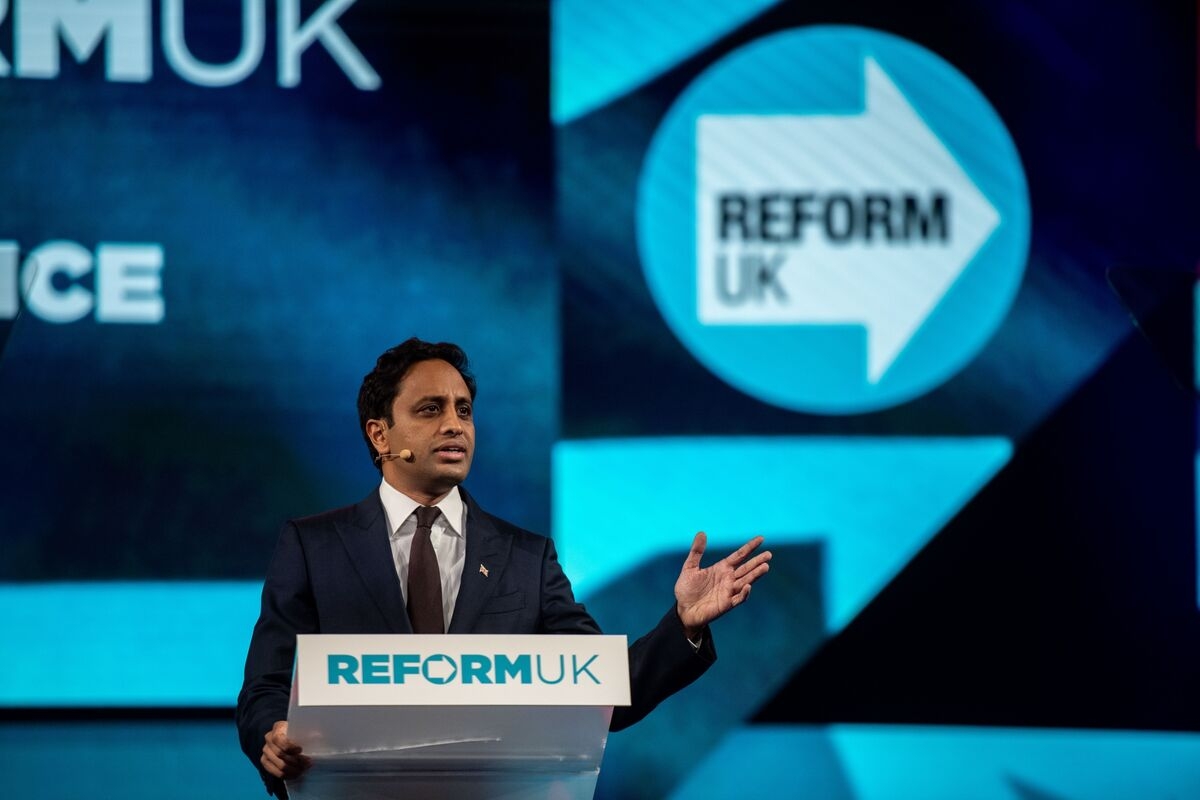 Reform UK's Momentum Stalled by Departures, By-Election Defeat