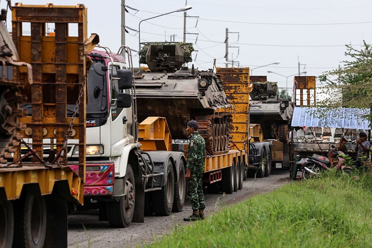 Thai, Cambodian Leaders Set for Peace Talks Nudged by Trump