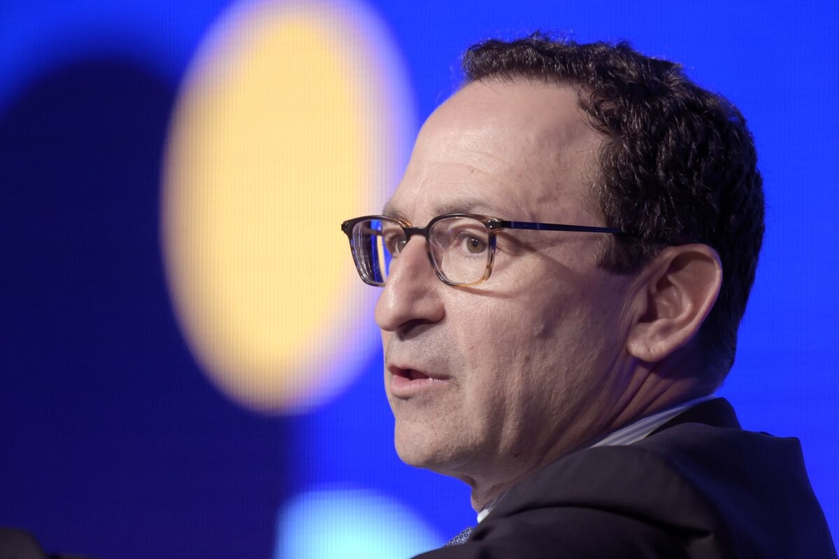 Big Private Equity Managers Will Win 401(k) Race, Blackstone's Gray Says