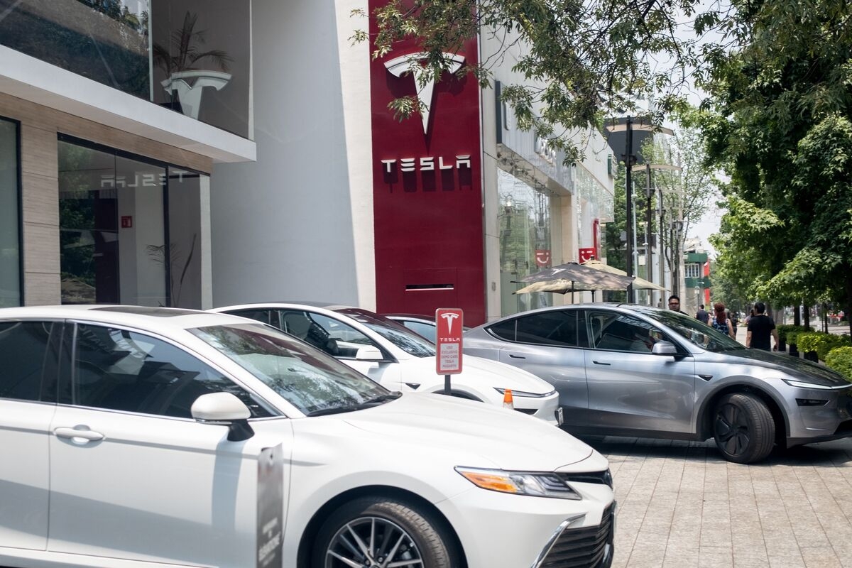 Retail Crowd Is Taking Bigger and Riskier Swings