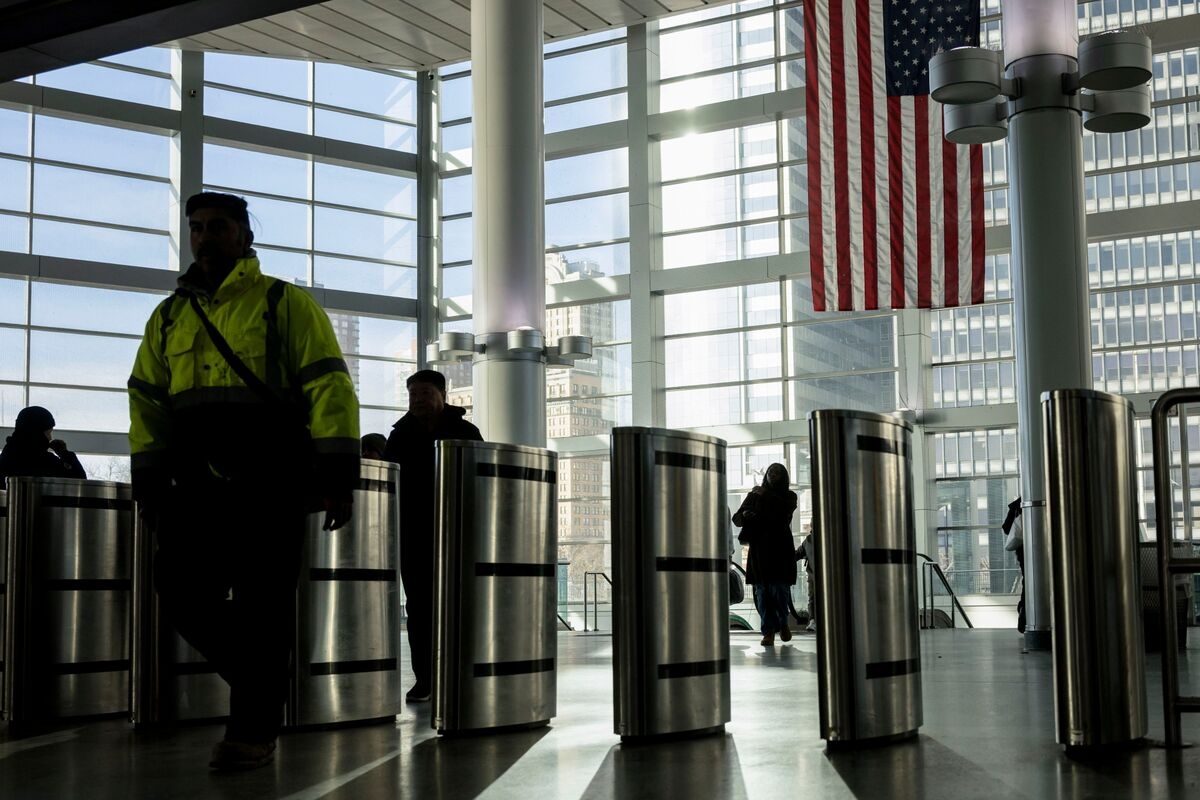 Options Market Focused on Jobs and Inflation Over Tariff Reveal