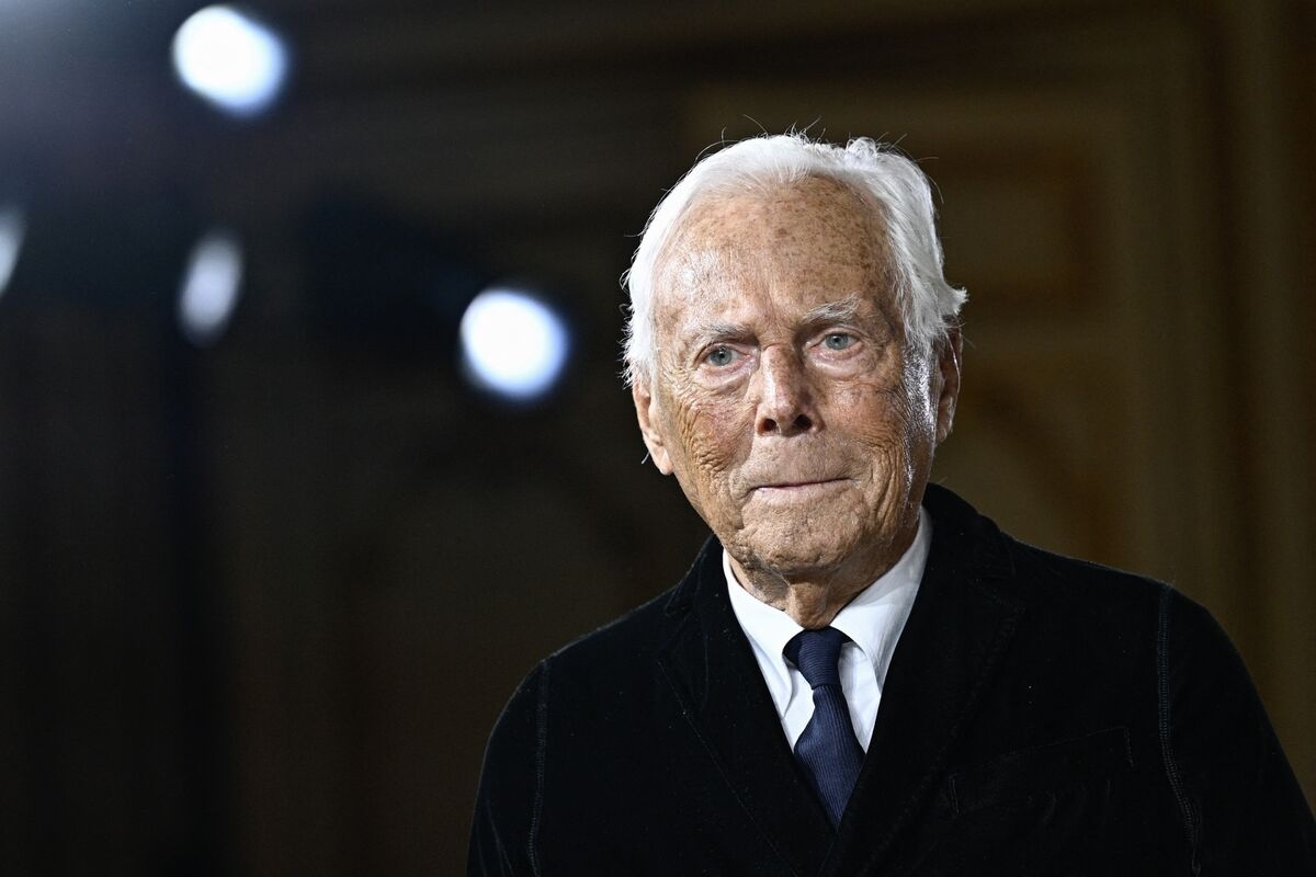 Giorgio Armani to Miss Runway Shows as He's ‘Recovering' at Home