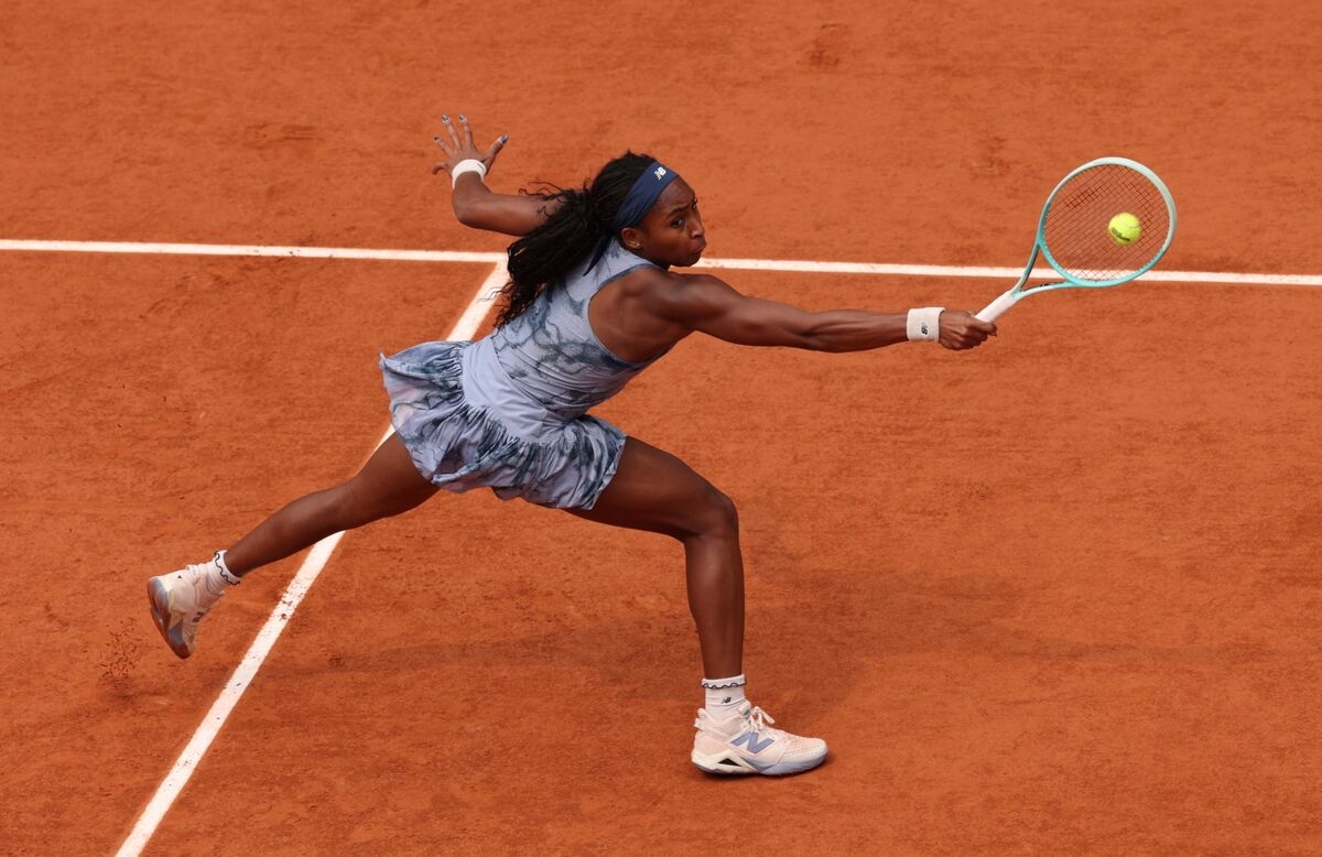 Gauff Defeats Top-Ranked Sabalenka to Win First French Open Title