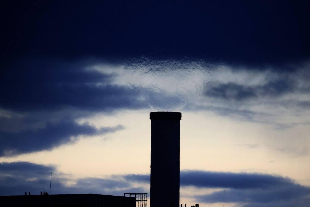 Kazakhstan Mulls Building Key Gas Refinery Without Oil Majors