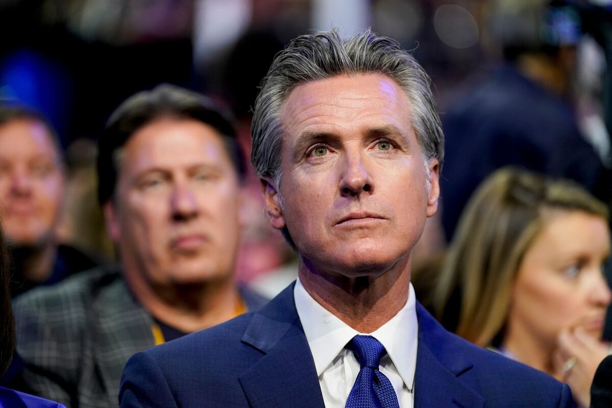 California Takes Trump's Tariffs to Court