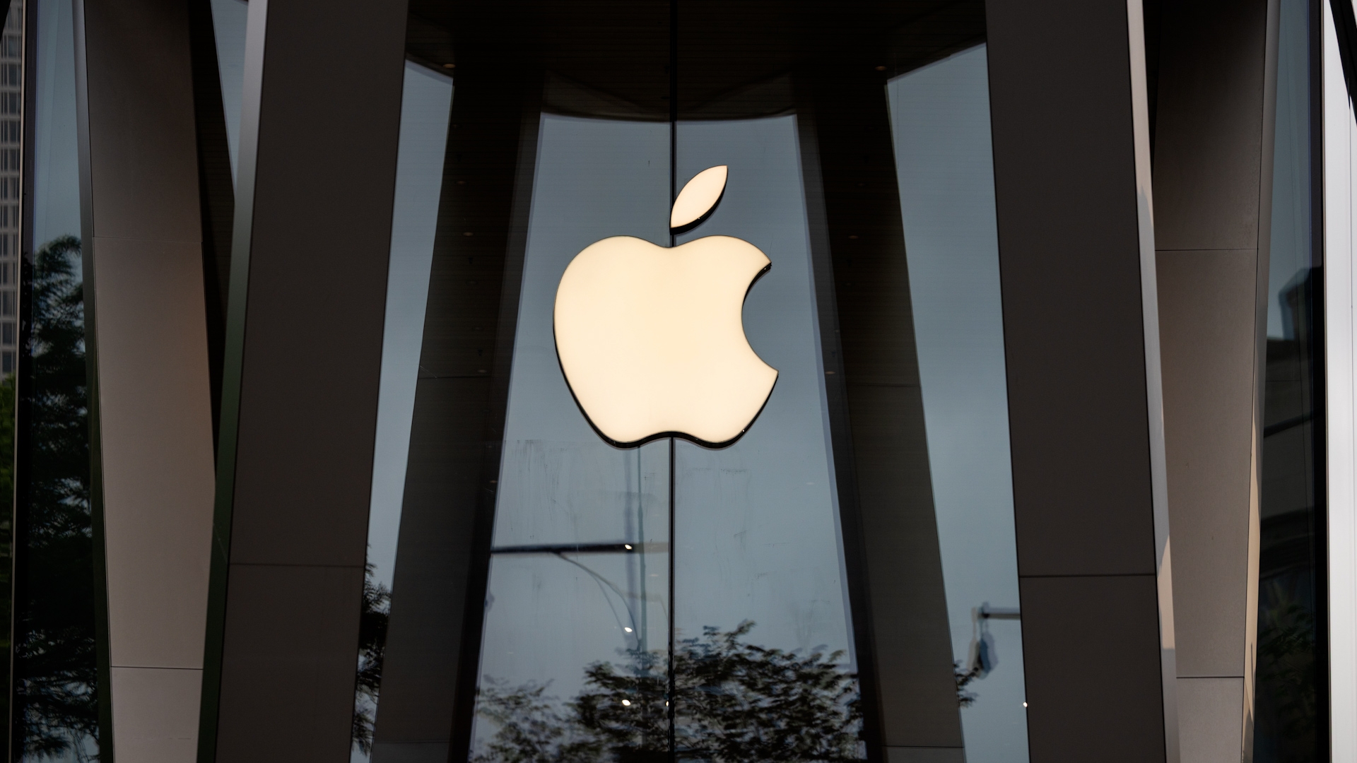 Apple to Debut New Gaming App