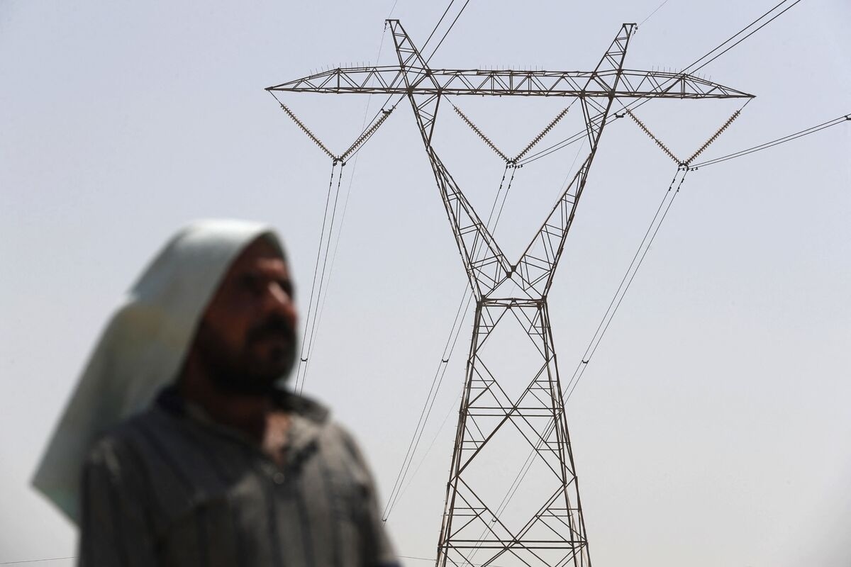 Iraq Goes Dark After Searing Heat Wave Triggers Power Grid Failure