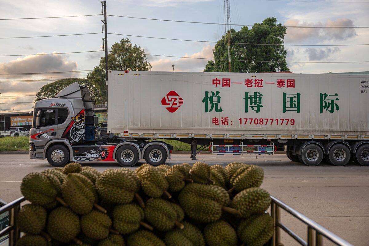 Chinese Exports Flood Southeast Asia on US Tariffs, Citi Says