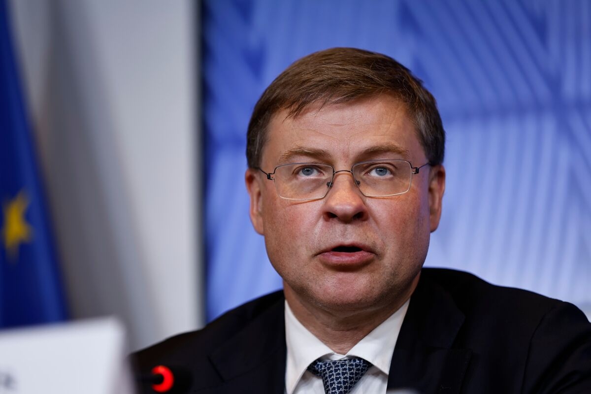 EU's Dombrovskis Says ‘Making Progress' in Trade Talks With US