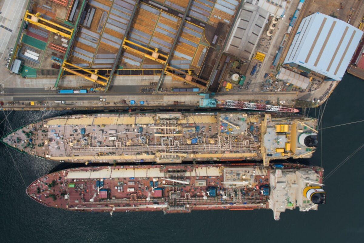 Macquarie Hires Equinor's Ravelli as Global Head of LNG Trading